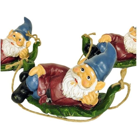 Garden Gnome Hanging in a Leaf Hammock Figurine 8" Outdoor Figurine Decor NEW - Picture 2 of 8